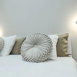 https://piazza-delplebiscitolungomare-partenope-naples.hotels-amalfi.com